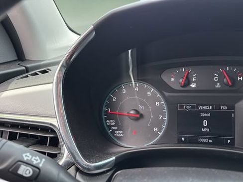 Used 2024 Chevrolet Equinox LS FWD image 16