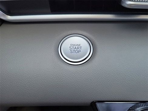 New 2025 Hyundai Elantra Sport image 12