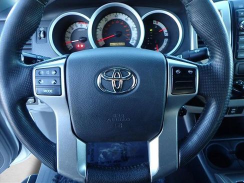 Used 2013 Toyota Tacoma 4x4 Double Cab w/ TRD Sport Pkg image 10