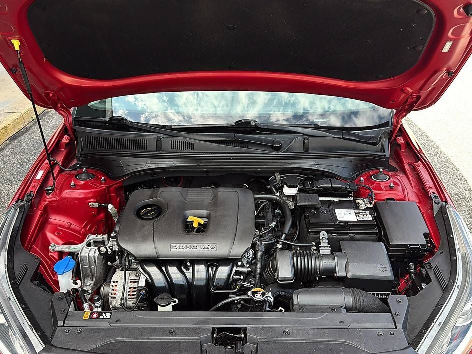 Used 2021 Kia Forte LXS FWD image 9