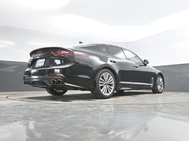 Used 2019 Kia Stinger Premium RWD image 34