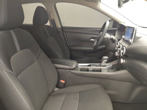 Used 2025 Nissan Sentra SV FWD image 21