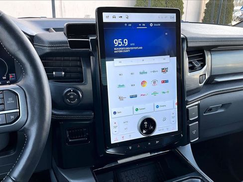 Used 2024 Ford F150 Lightning Flash image 7