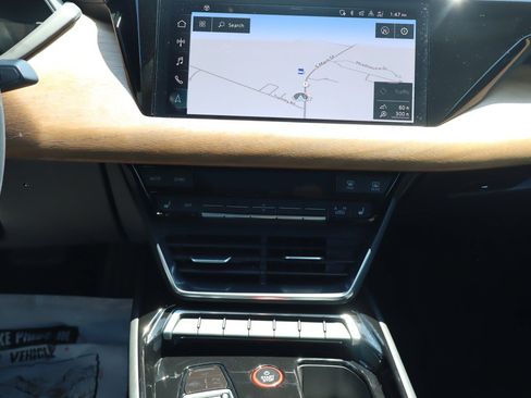 Used 2022 Audi e-tron GT Premium Plus AWD/4WD image 12