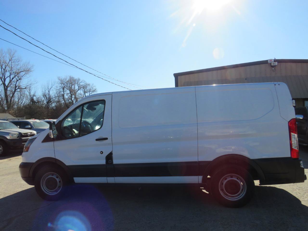 Used 2016 Ford Transit 150 130 Low Roof RWD image 31