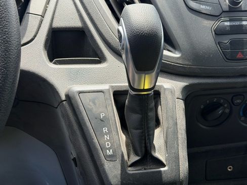 Used 2019 Ford Transit 250 148 Medium Roof RWD image 8