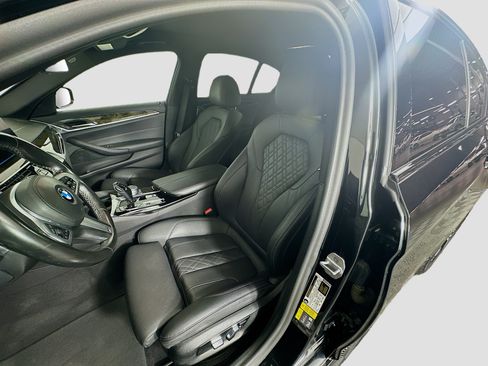 Used 2021 BMW 530e w/ M Sport Package RWD image 13