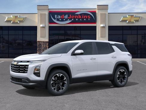 New 2026 Chevrolet Equinox LT AWD/4WD image 2
