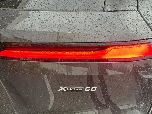 New 2026 BMW iX xDrive60 w/ Premium Package image 31