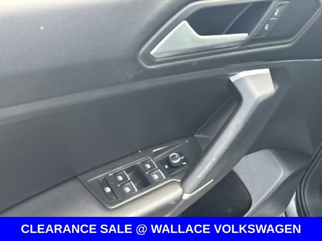 Used 2020 Volkswagen Tiguan SE R-Line FWD image 13