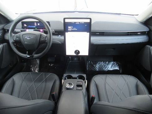 Used 2024 Ford Mustang Mach-E Select w/ Comfort Package Lite image 3