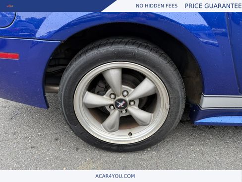 Used 2004 Ford Mustang GT RWD image 23