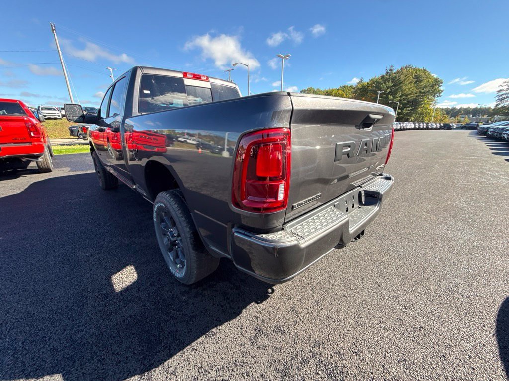 New 2027 RAM 2500 Big Horn AWD/4WD image 3