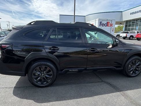 Used 2024 Subaru Outback Onyx Edition XT AWD/4WD image 3