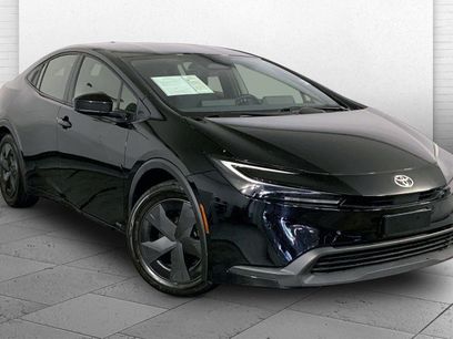 Used 2025 Toyota Prius LE