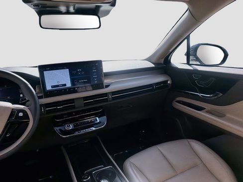 Used 2023 Lincoln Corsair FWD image 22