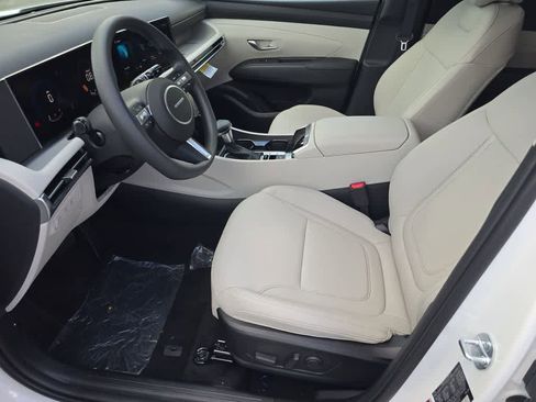 New 2026 Hyundai Tucson SEL Plus FWD image 16