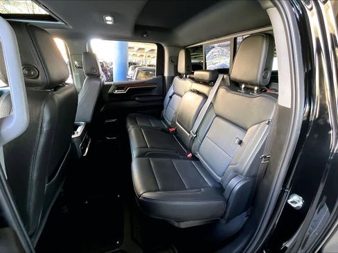 Used 2022 GMC Sierra 1500 Denali w/ Denali Reserve Package image 19