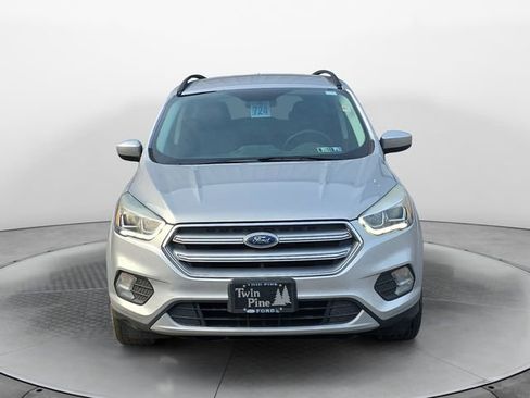Used 2017 Ford Escape SE w/ Equipment Group 201A image 8