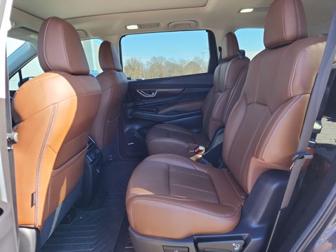 Certified 2024 Subaru Ascent Touring w/ Popular Package #2 image 11