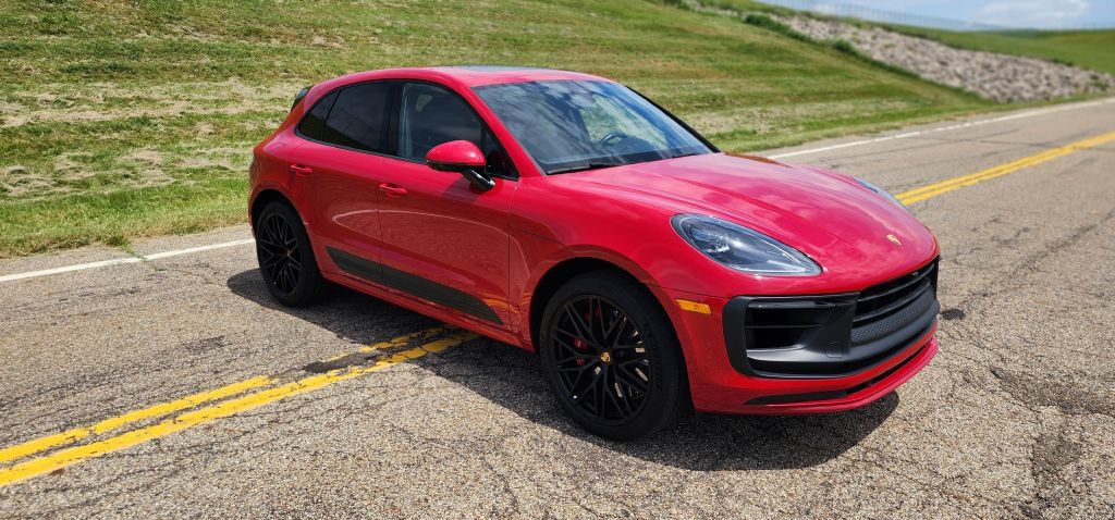 Used 2022 Porsche Macan GTS AWD/4WD image 26
