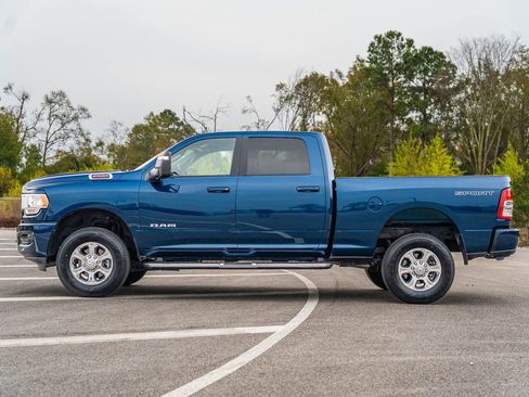 Used 2024 RAM 2500 Big Horn w/ Sport Appearance Package image 4
