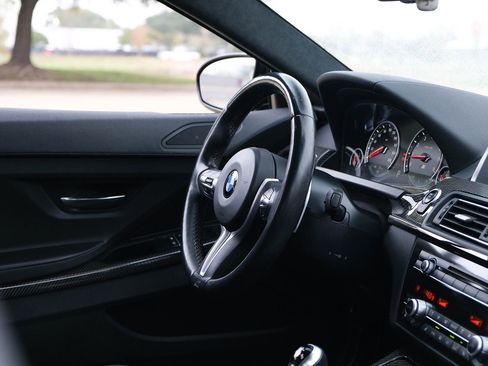 Used 2014 BMW M6 Gran Coupe image 30