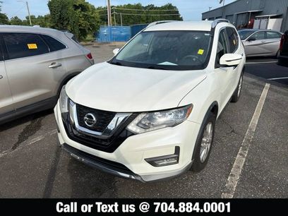 Used 2017 Nissan Rogue SV w/ SV Premium Package