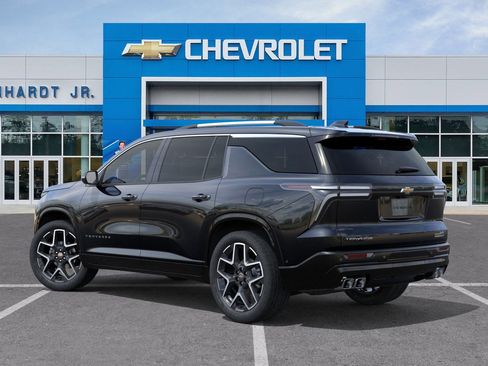 New 2026 Chevrolet Traverse High Country w/ LPO, Floor Liner Package FWD image 5