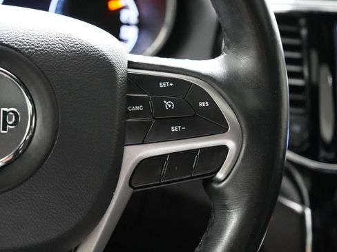Used 2019 Jeep Grand Cherokee Limited AWD/4WD image 18