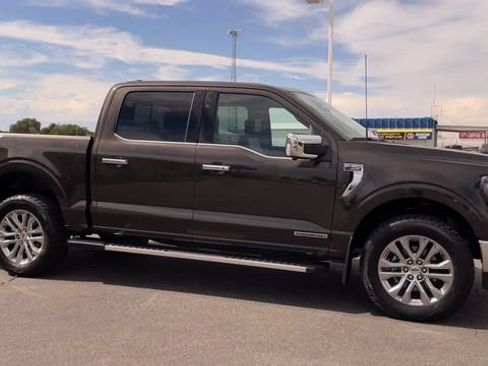 Used 2024 Ford F150 Lariat w/ Equipment Group 502A High AWD/4WD image 3
