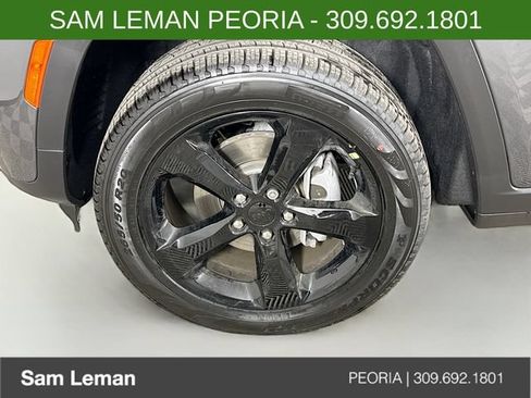 New 2026 Jeep Grand Cherokee Limited w/ Limited Altitude Package AWD/4WD image 30