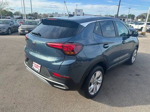 Used 2024 Buick Encore GX Preferred FWD image 5
