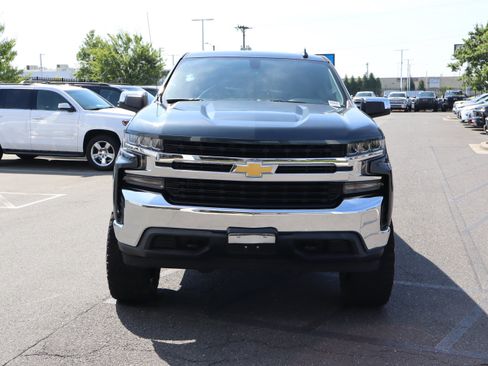 Used 2020 Chevrolet Silverado 1500 LT w/ Fleet Comfort Package AWD/4WD image 3