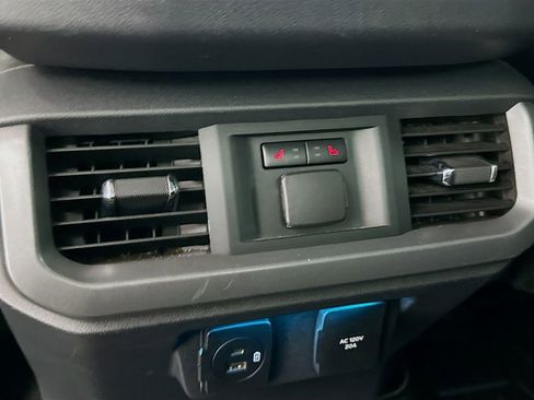 Used 2021 Ford F150 Lariat w/ Equipment Group 502A High image 26