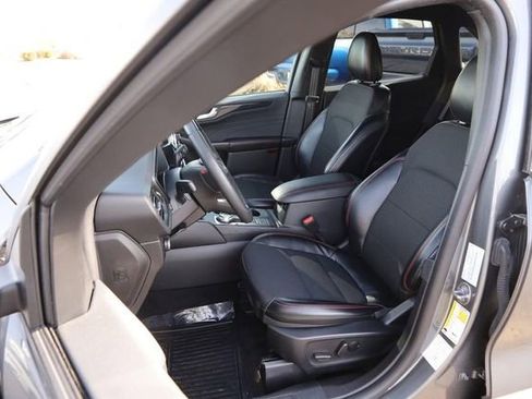 Certified 2024 Ford Escape ST-Line w/ Cold Weather Package image 9