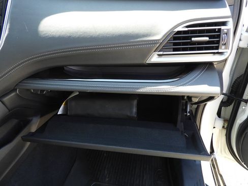 Used 2025 Subaru Outback Limited AWD/4WD image 40
