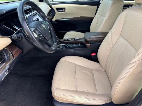 Used 2014 Toyota Avalon XLE Touring image 18