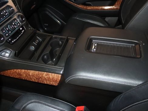 Used 2018 Chevrolet Tahoe Premier image 38