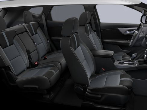 New 2026 Chevrolet Blazer LT w/ Midnight/Sport Edition AWD/4WD image 32