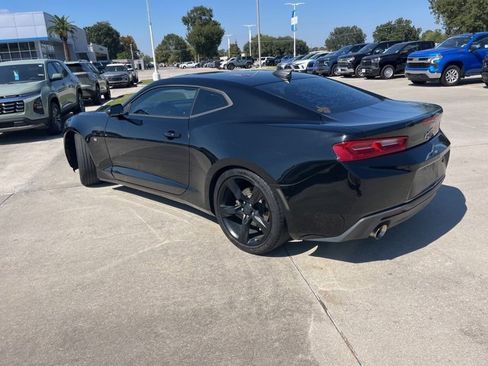 Used 2018 Chevrolet Camaro LT image 4