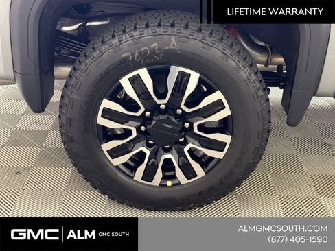 New 2026 GMC Sierra 2500 Denali Ultimate AWD/4WD image 19