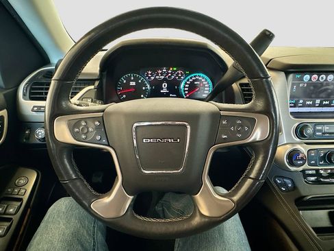 Used 2018 GMC Yukon Denali w/ Open Road Package RWD image 14