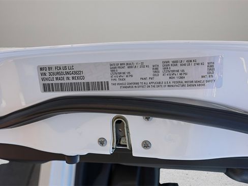 Used 2022 RAM 2500 Big Horn image 23