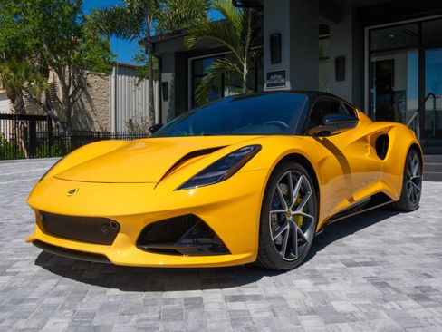 Used 2024 Lotus Emira First Edition image 7