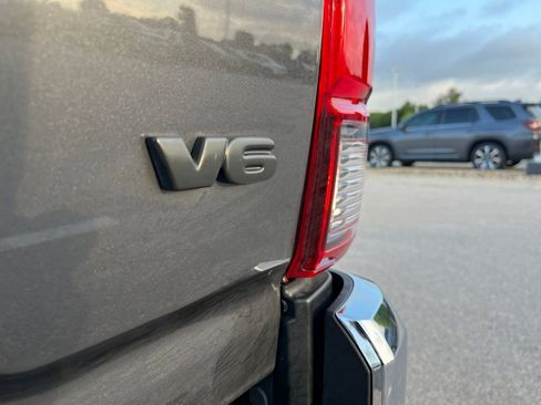 Used 2023 Toyota Tacoma SR5 RWD image 8
