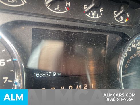 Used 2011 Ford F150 XLT w/ XLT Chrome Pkg image 12