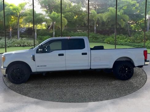 Used 2017 Ford F350 XL w/ Power Equipment Group RWD image 8