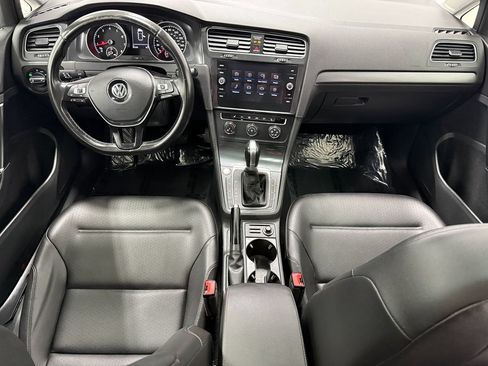 Used 2018 Volkswagen Golf SE FWD image 11