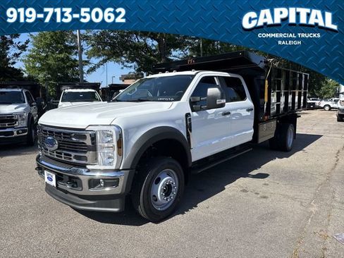 New 2025 Ford F550 4x4 Crew Cab image 4